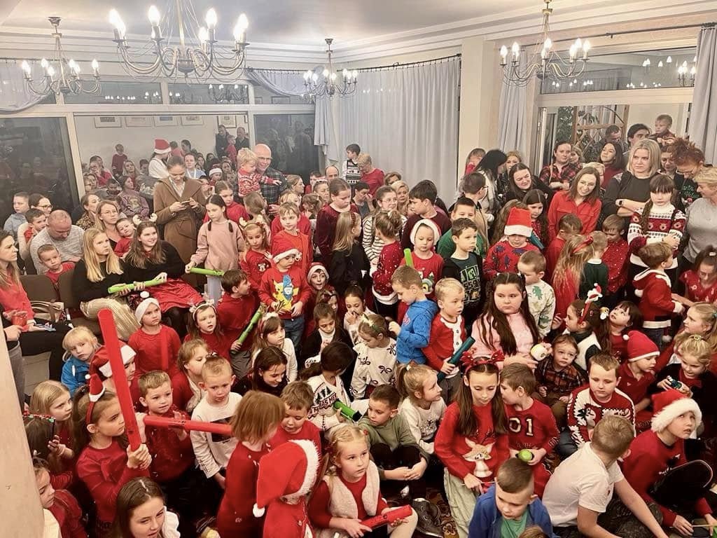 469686141 932160749017618 1267496510531757456 n